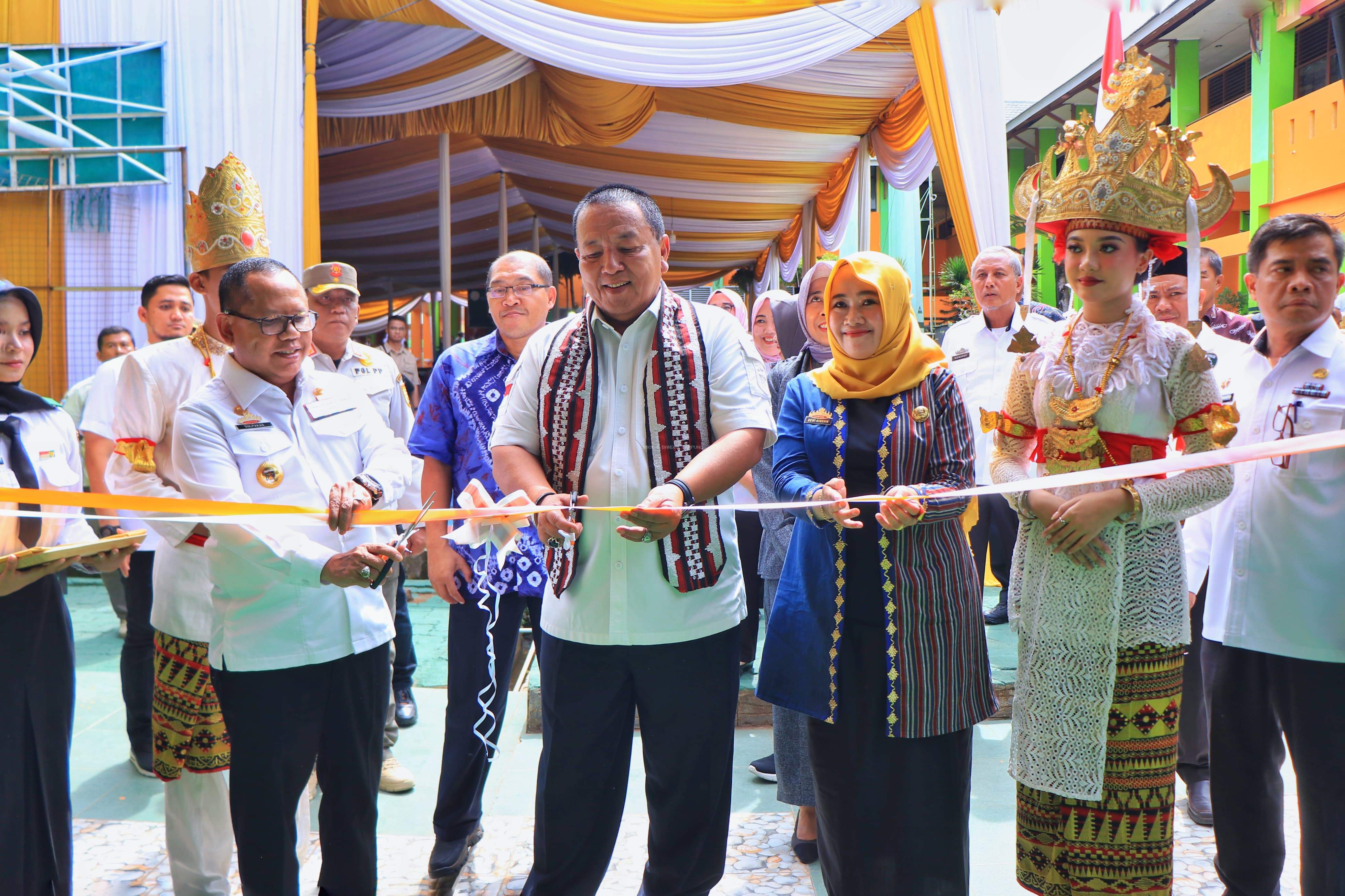 Gubernur Arinal Djunaidi Resmikan Masjid Ar-Rahman dan Ruang Praktek Siswa Kuliner SMK Negeri 4 Bandar Lampung